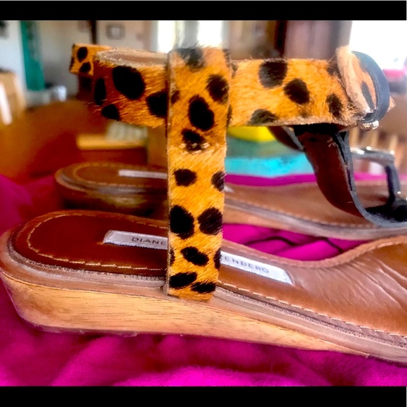 DVF Dion Sandals - Picture 4 of 9